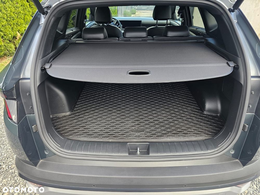 Hyundai Tucson 1.6 T-GDi HEV 20th Anniversary 2WD - 33