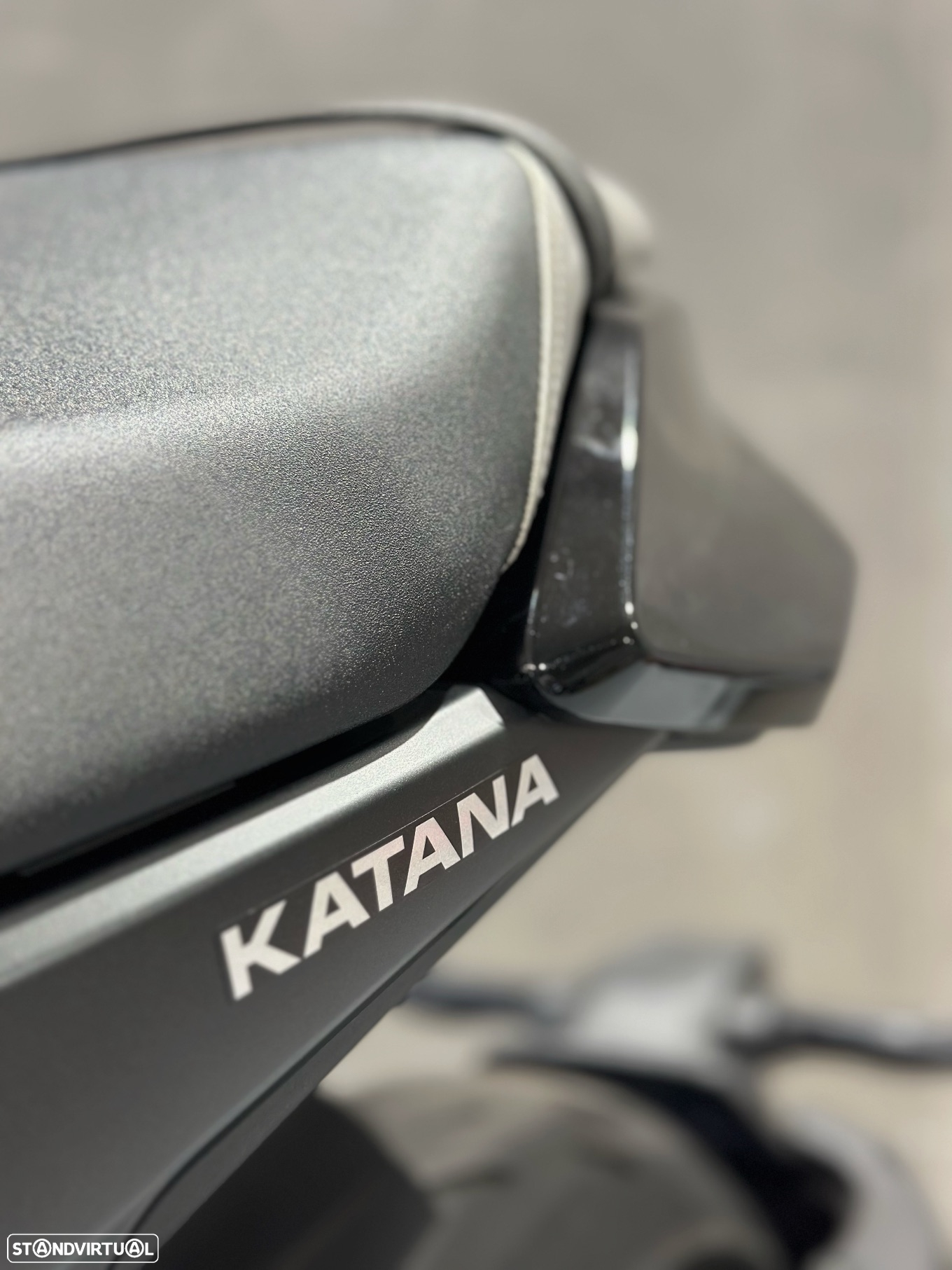 Suzuki GSX S 1000 KATANA - 14