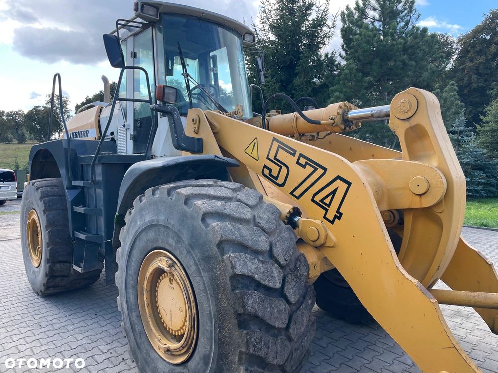 Liebherr L574 - 6