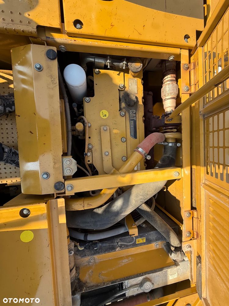 Caterpillar 321 D - 10