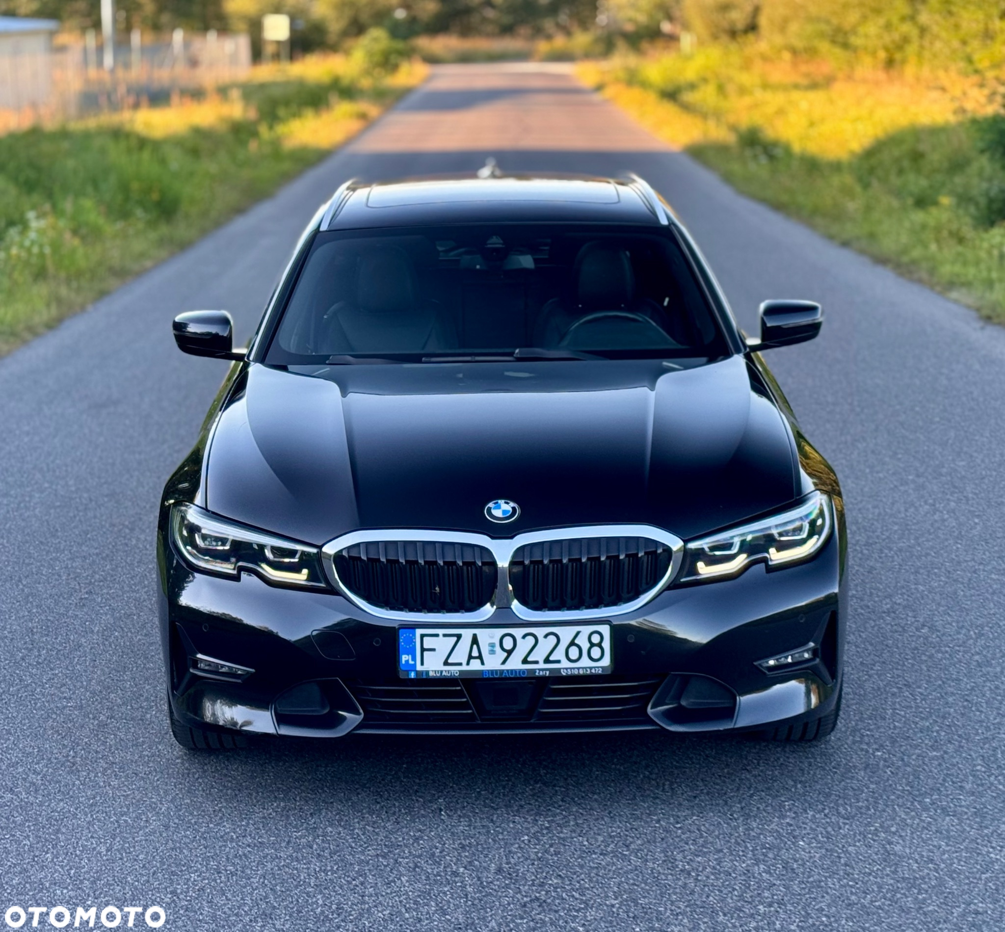 BMW Seria 3 330i - 6