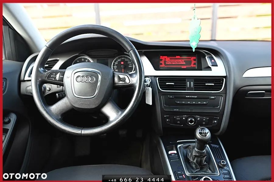 Audi A4 Avant 1.8 TFSI Attraction - 23