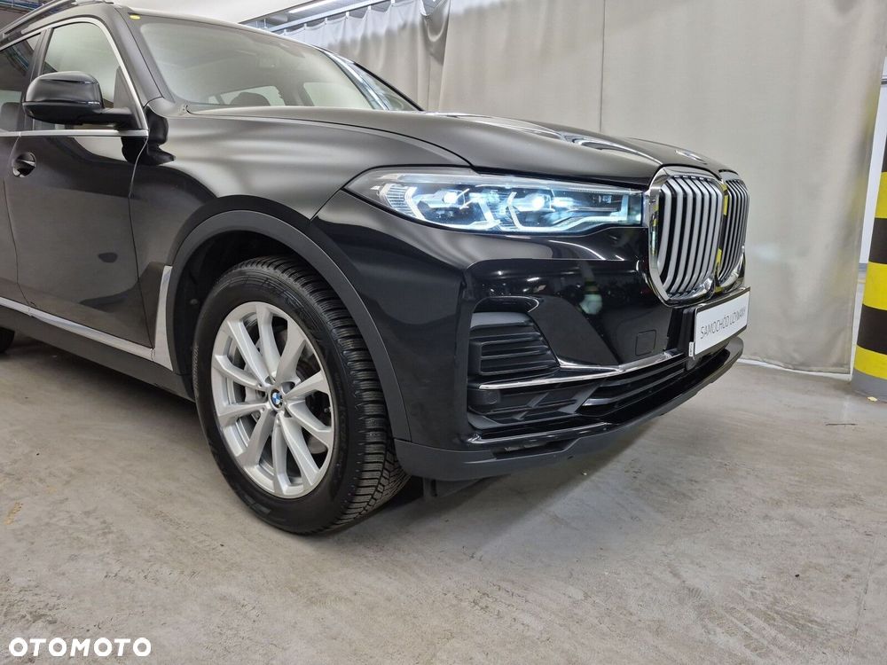 BMW X7 - 23