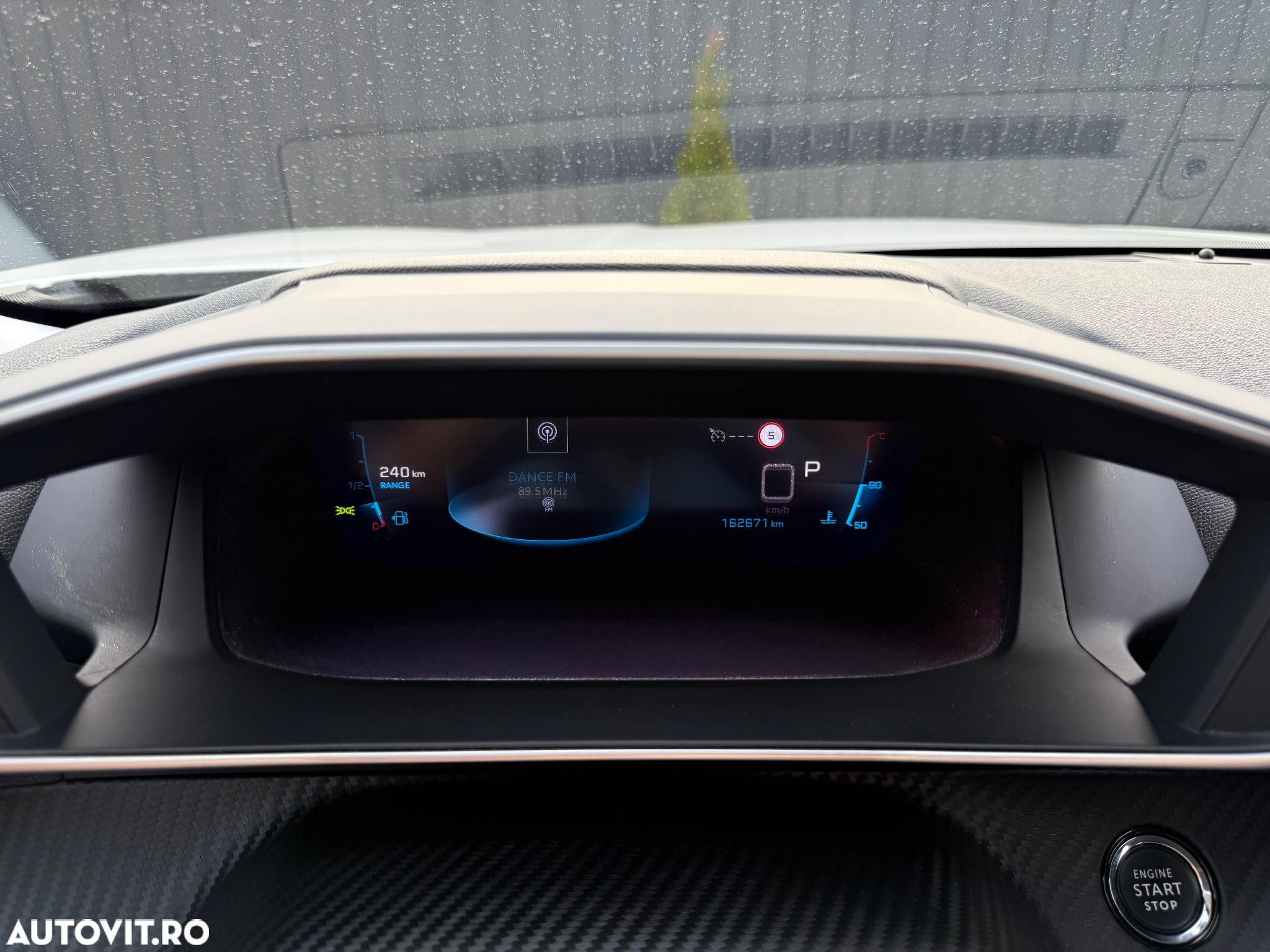 Peugeot 2008 1.5 BlueHDI 130 S&S EAT8 Allure - 37