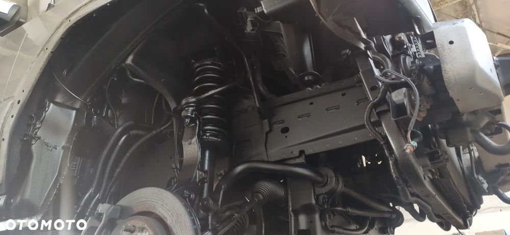 Jeep Commander 5.7 V8 HEMI Automatik Limited - 24