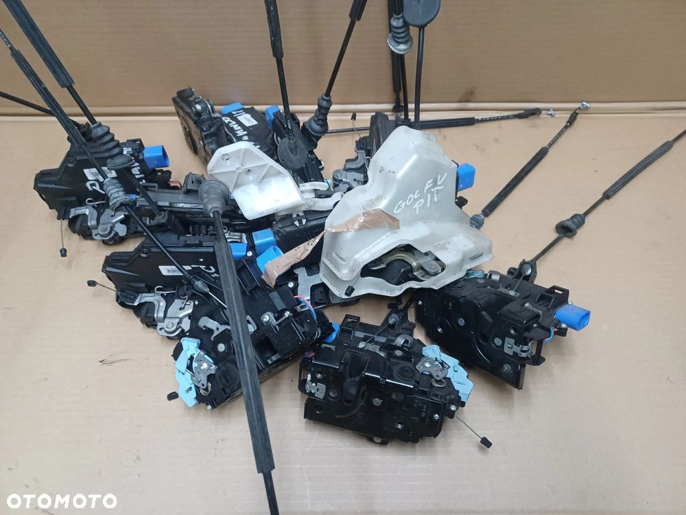 ZAMEK DRZWI GOLF VI OCTAVIA II GOLF V - 2