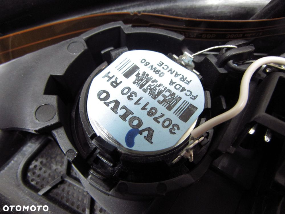 VOLVO XC90 02-14 GLOSNIK TROJKAT WYSOKOTONOWY BLIS PRZOD PRAWY 30761130 30716544 - 6