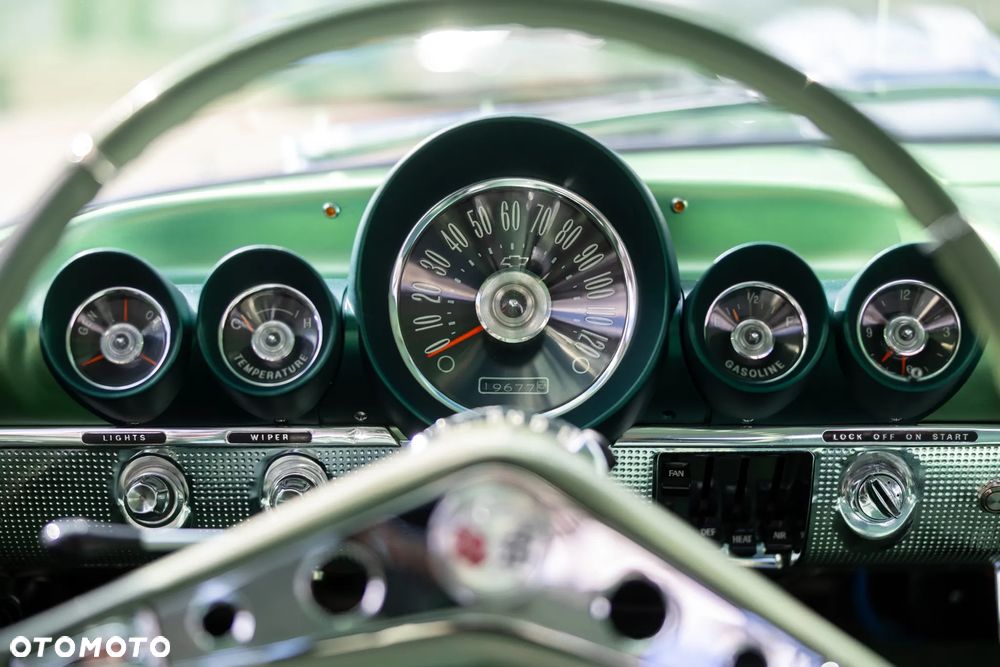 Chevrolet Impala - 26