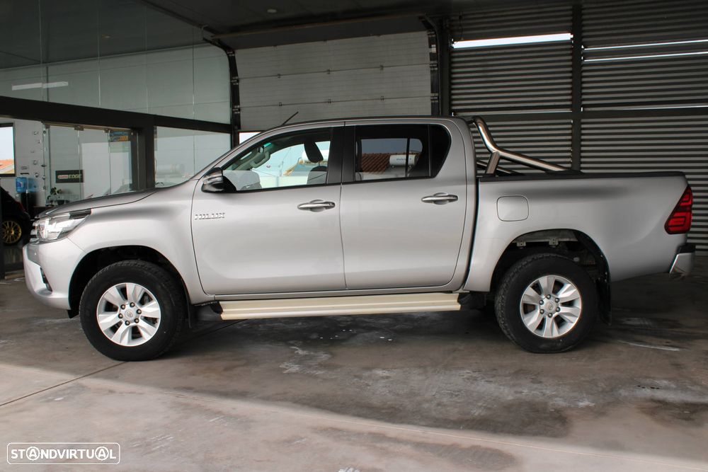 Toyota HILUX 2.4D4D C/DUPLA 2WD TRACKER - 3