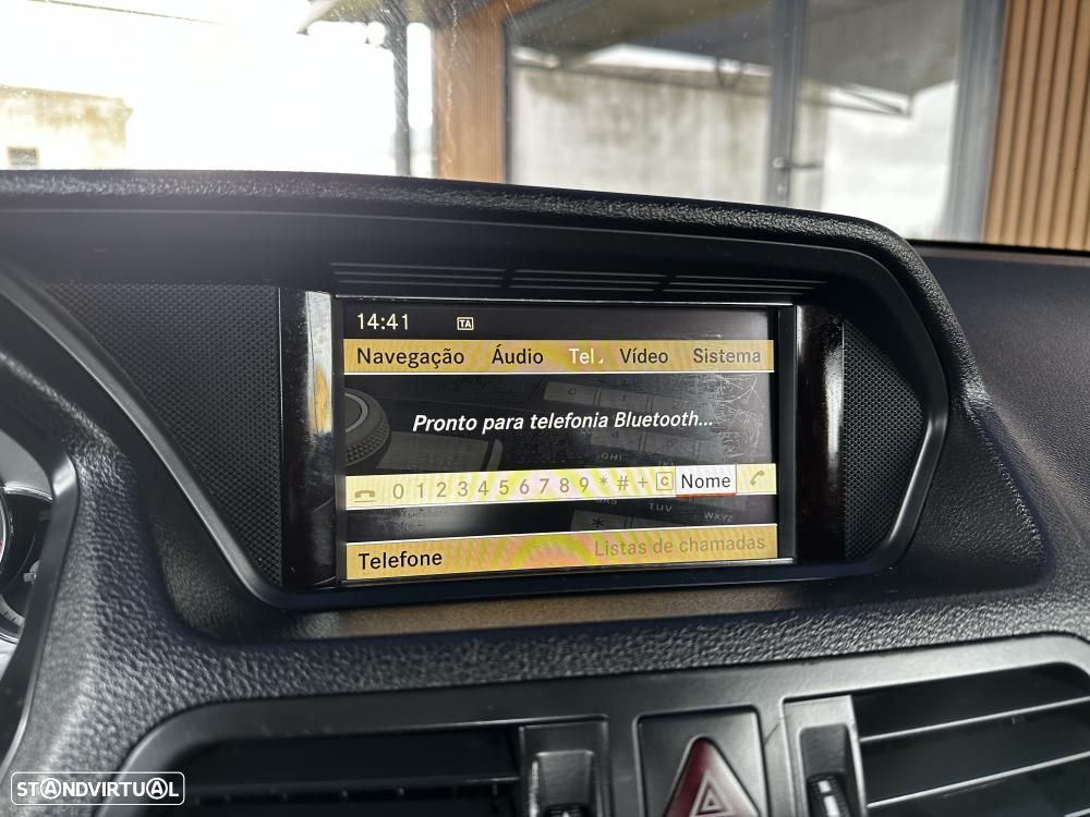 Mercedes-Benz E 250 CDi BlueEfficiency Auto - 26