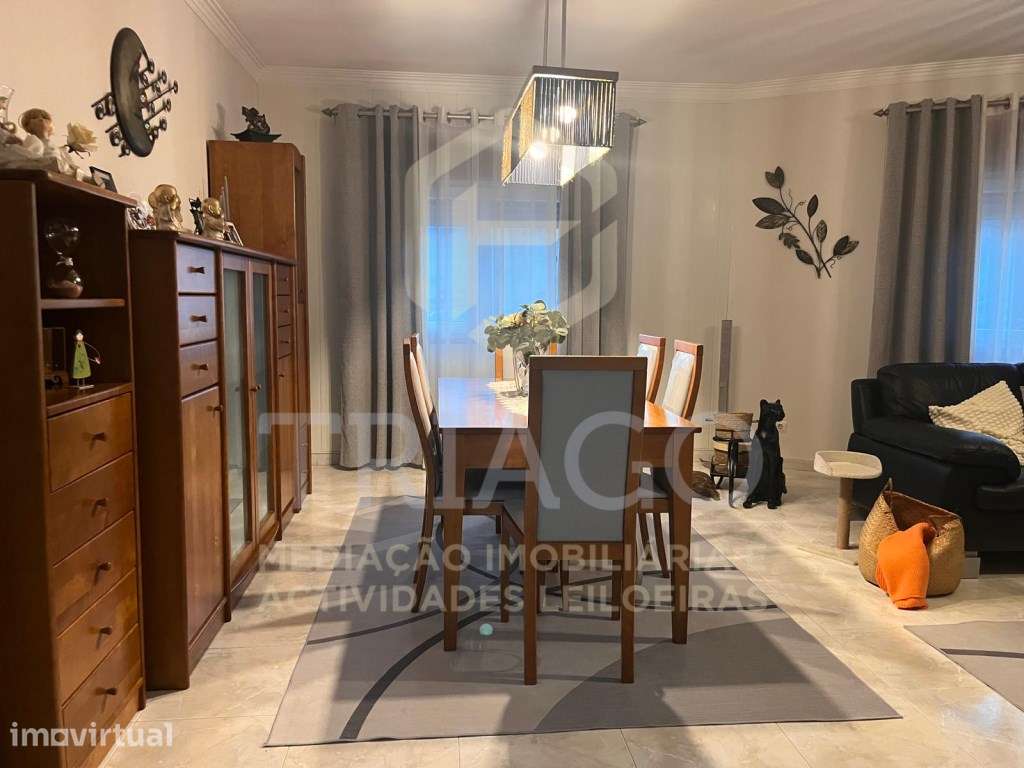 Apartamento T3 com Garagem Box e Arrecadação - Alverca do Ribatejo - Grande imagem: 5/25