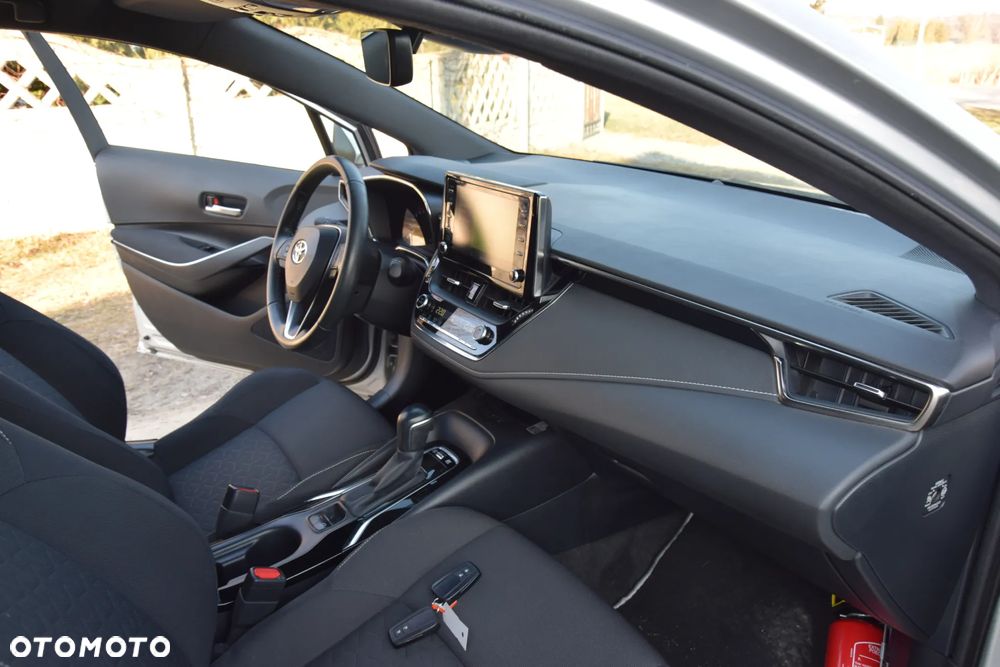 Toyota Corolla 1.8 Business Edition - 16