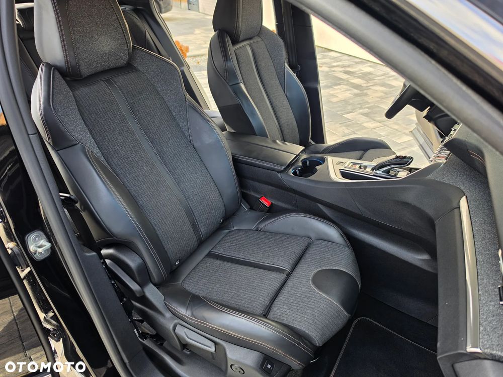 Peugeot 3008 - 12