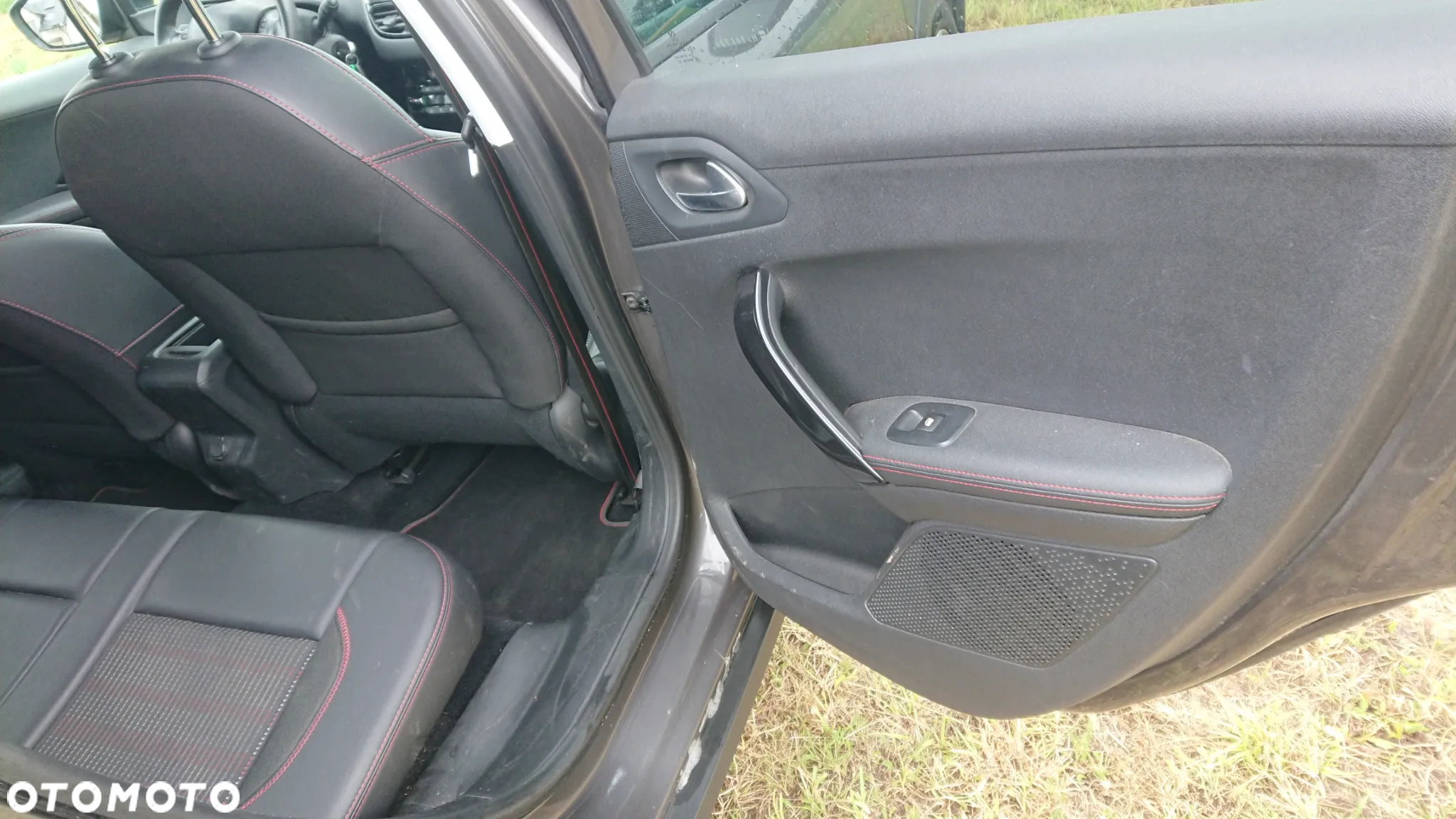 Peugeot 2008 PureTech 110 Stop&Start GT-Line Edition - 23