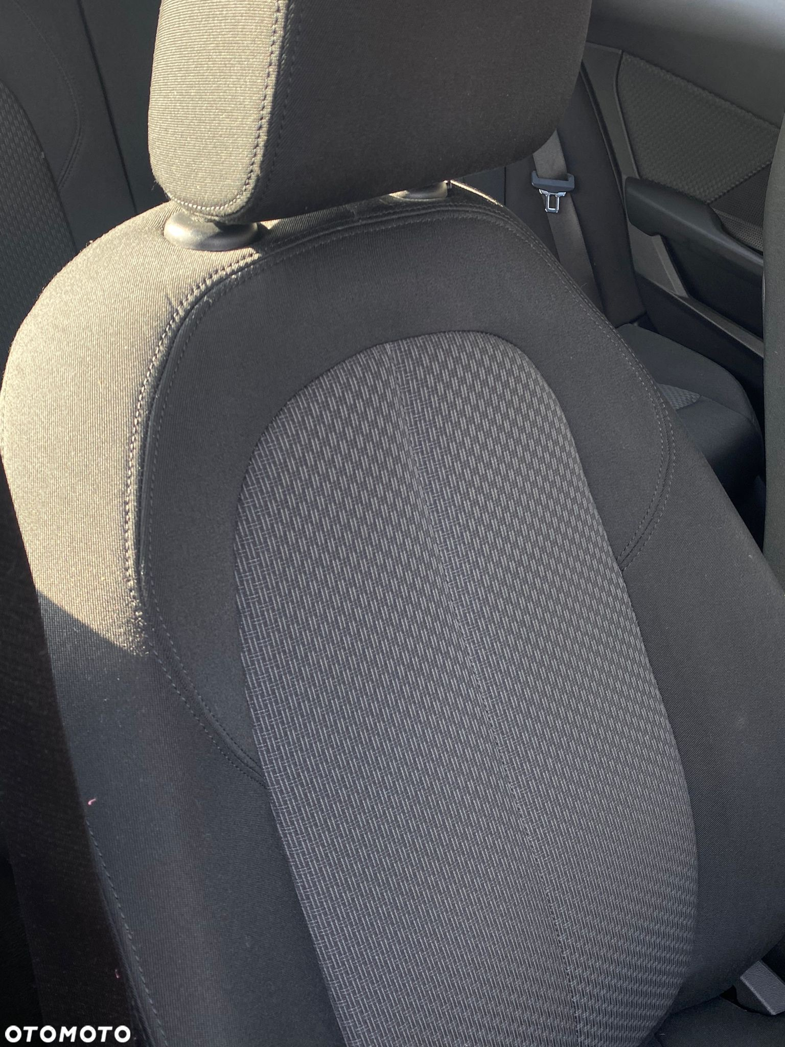 BMW Seria 1 118i - 15