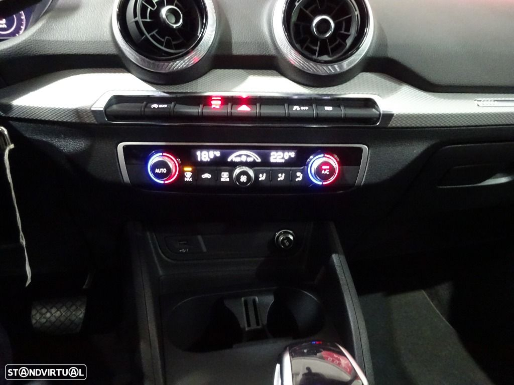 Audi Q2 30 TDI Advanced S tronic - 23