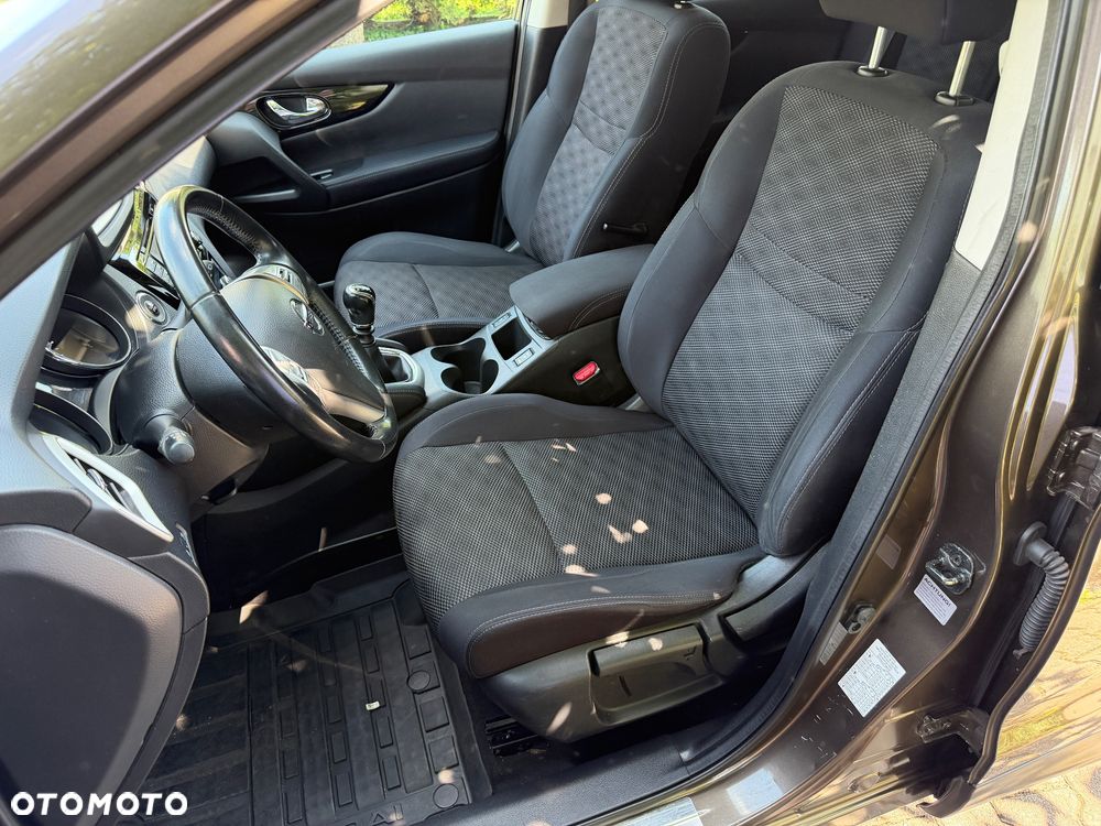 Nissan Qashqai 1.6 DIG-T 360 - 27