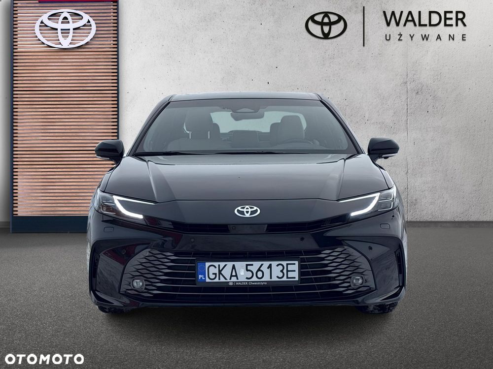 Toyota Camry - 6