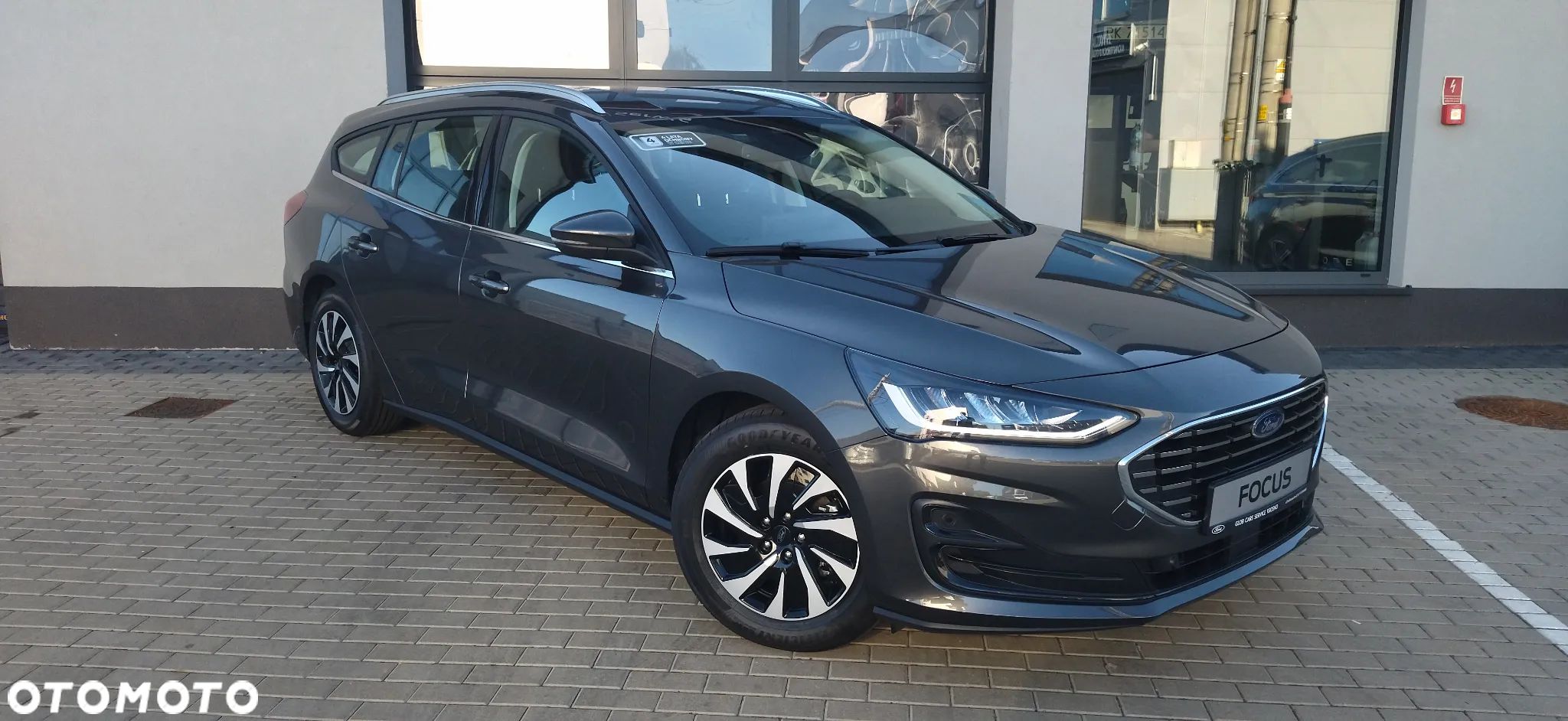 Ford Focus 1.0 EcoBoost Titanium - 1