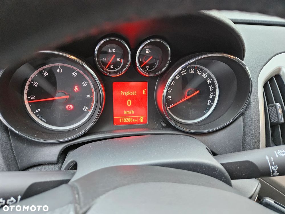 Opel Astra 1.4 T Sport - 11