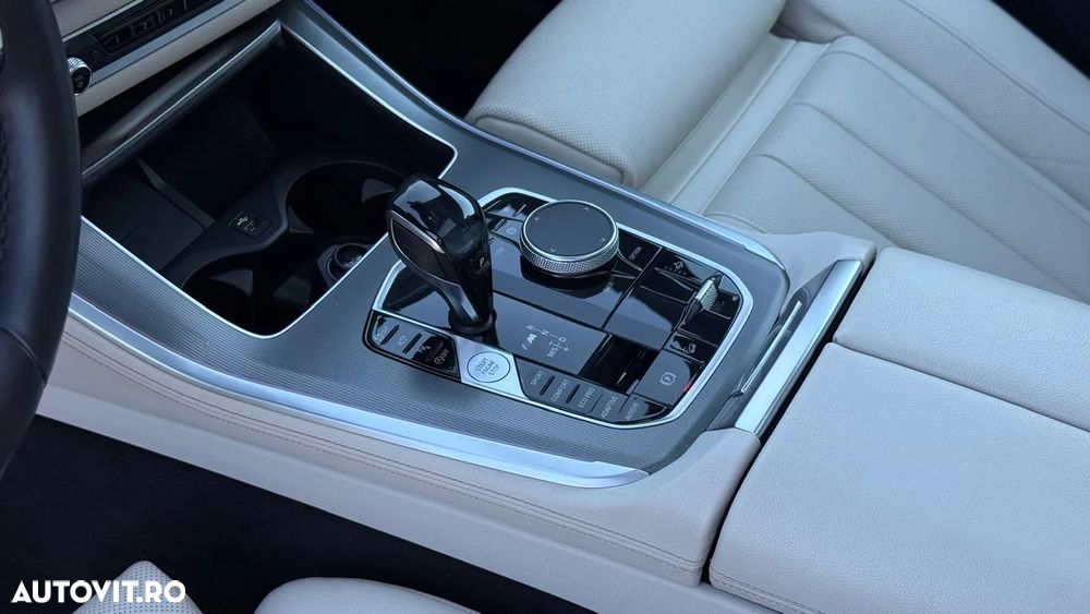 BMW X5 M M50d - 16