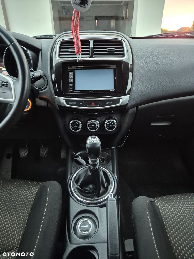 Mitsubishi ASX 1.8 DID Invite 4WD AS&G - 6