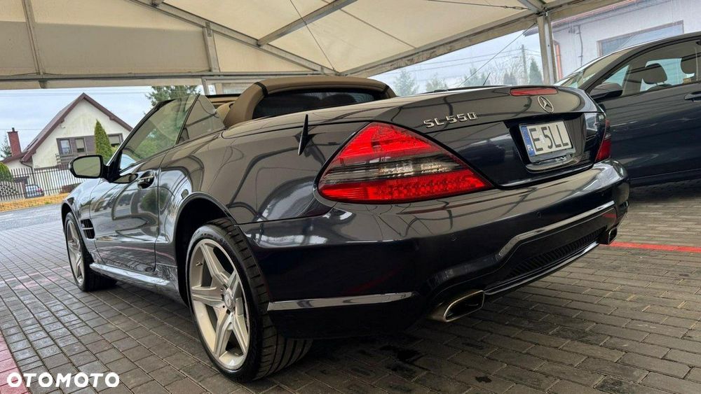 Mercedes-Benz SL - 26