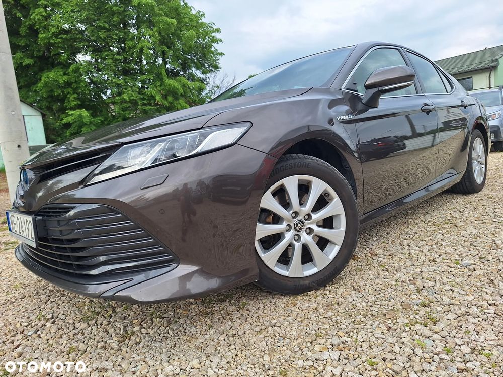 Toyota Camry 2.5 Hybrid Comfort CVT - 4