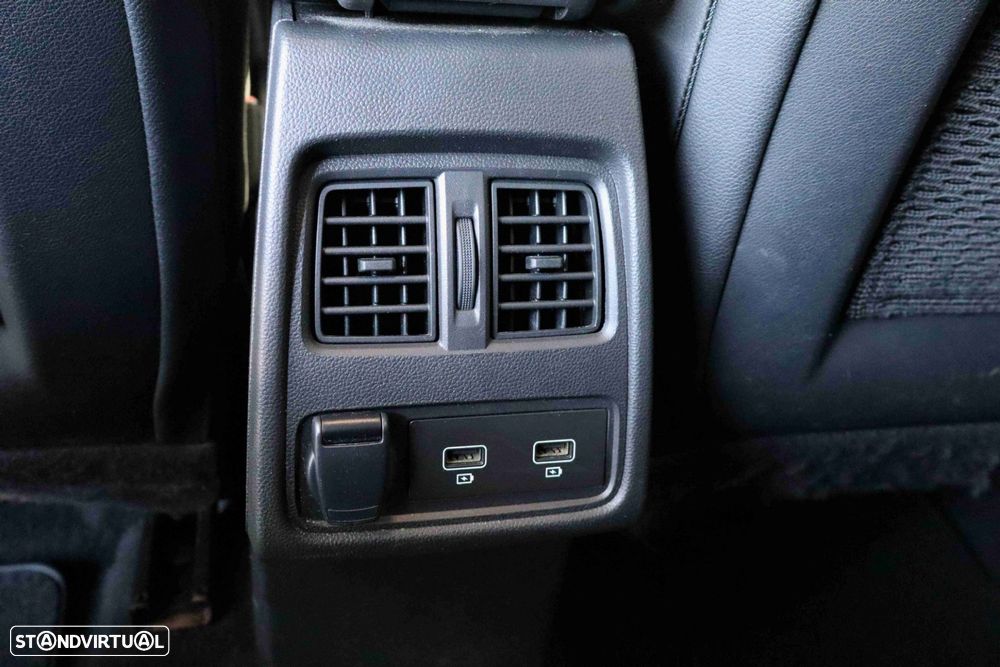 Renault Captur 1.0 TCe Techno - 42