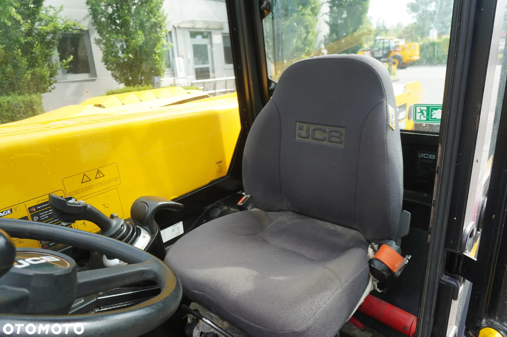 JCB 525-60T5 / 2022 / 860 MTH! / 2,5 t / zasięg 6 m / joystick - 18