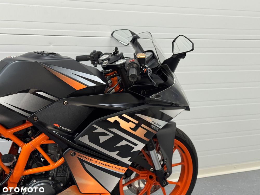 KTM RC 125 - 8