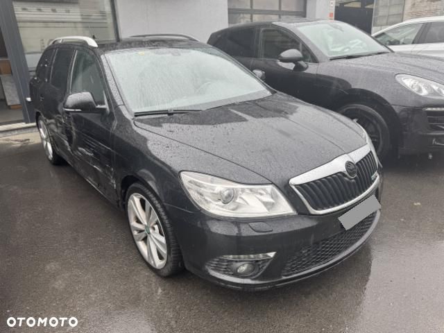 Skoda Octavia 2.0 TSI DSG RS - 2