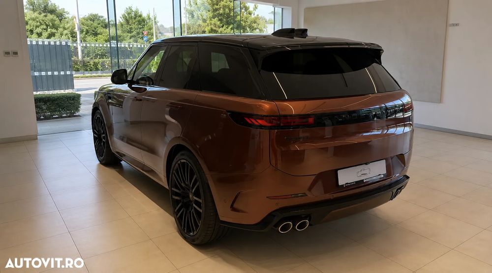 Land Rover Range Rover Sport 4.4 V8 P635 MHEV SV - 7