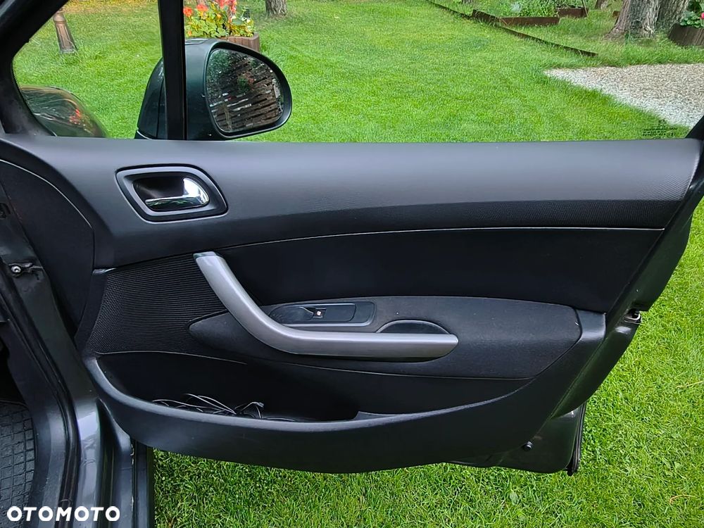 Peugeot 308 1.6 HDi Premium - 21