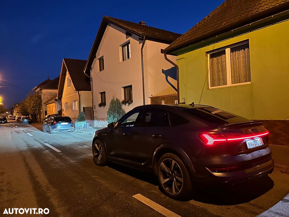 Audi e-tron Sportback S quattro - 32