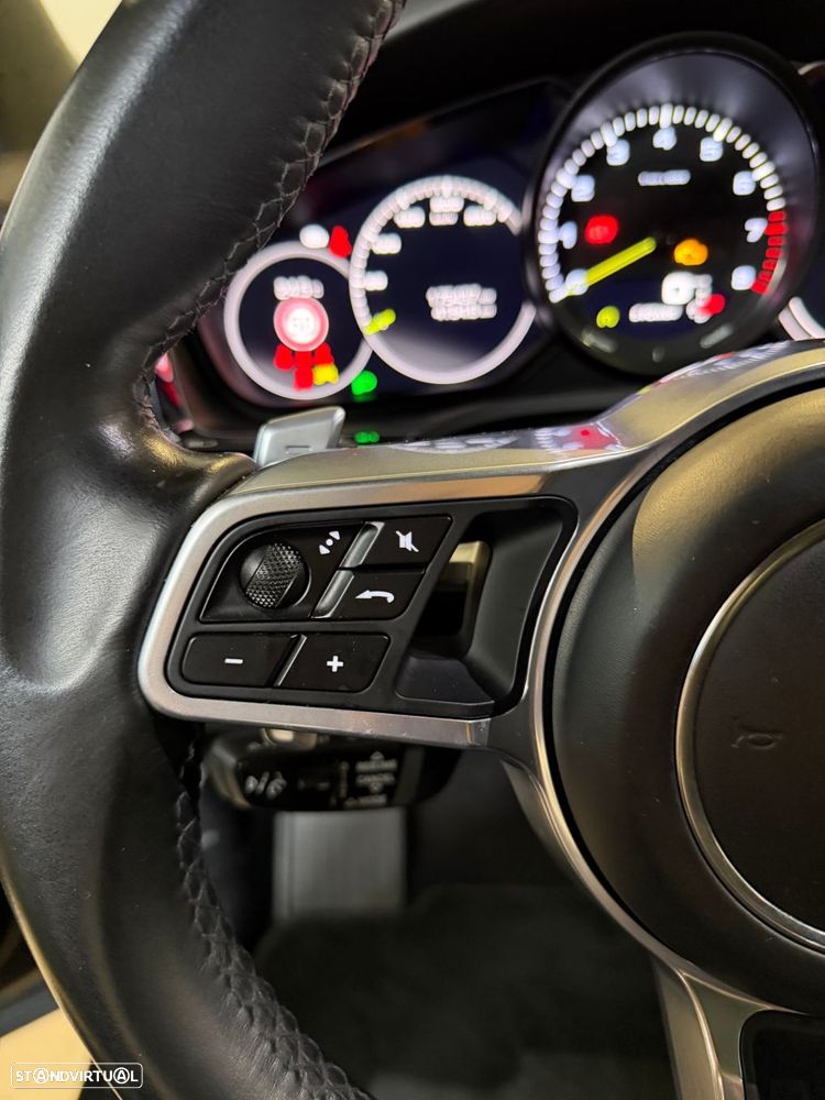 Porsche Cayenne E-Hybrid - 10
