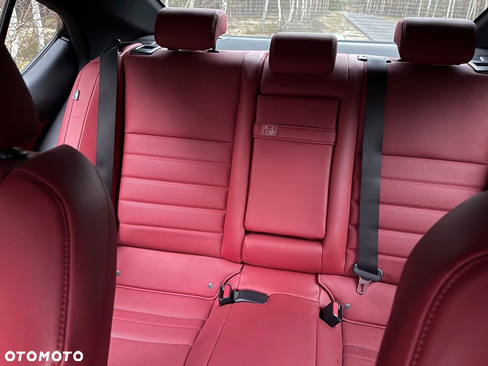 Lexus IS 200t / 300 F Sport - 13