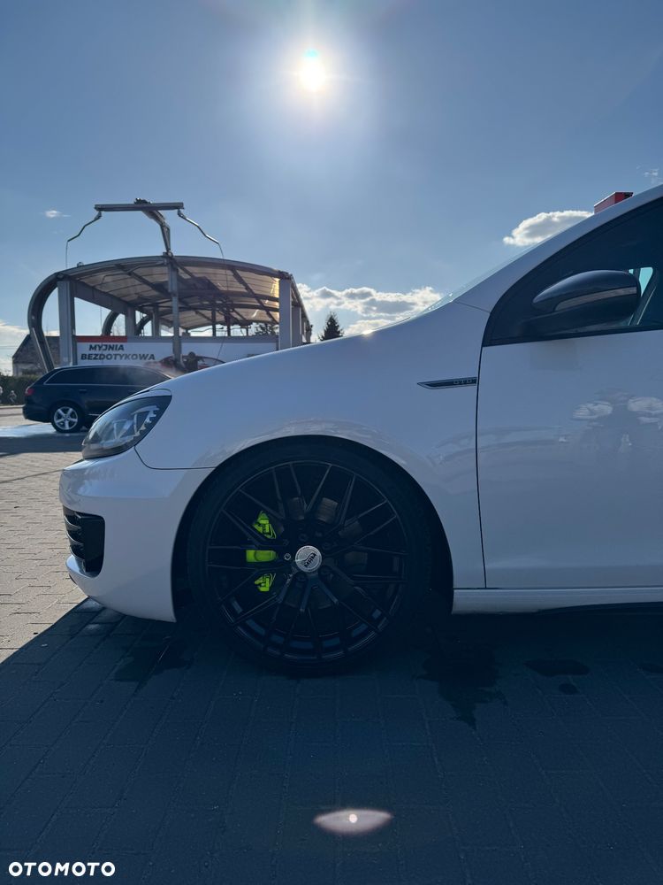 Volkswagen Golf 2.0 TDI GTD - 10