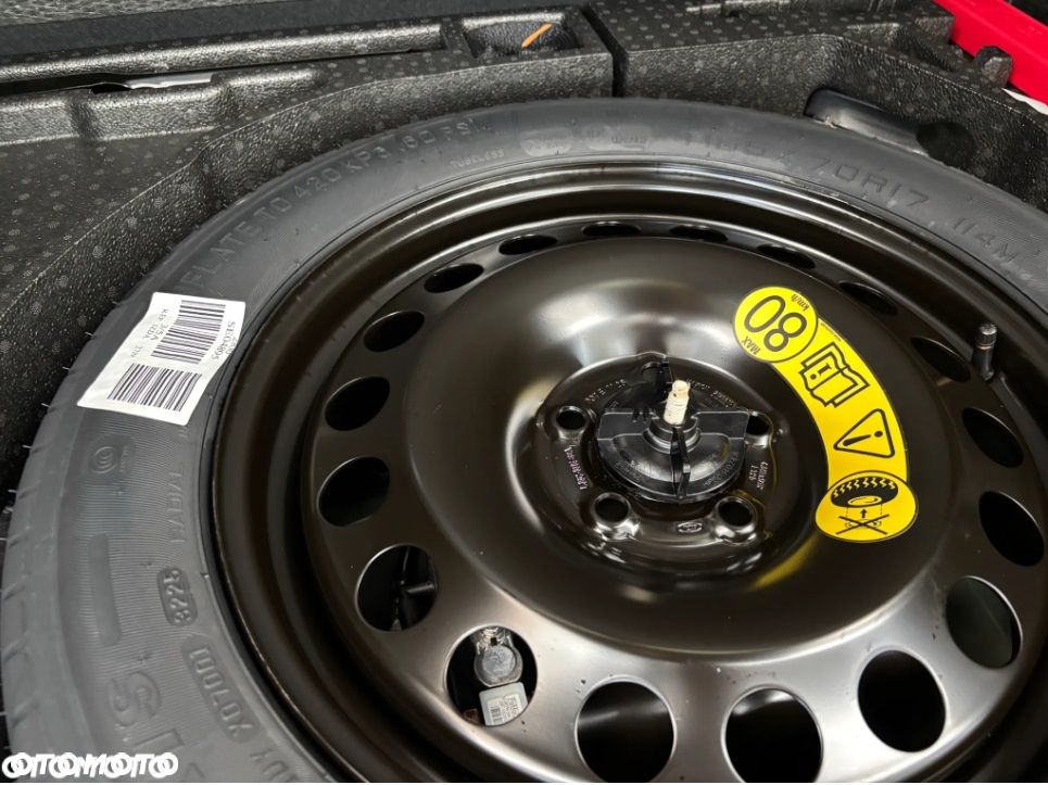 Ford Kuga 2.5 Duratec FHEV 4x4 ACTIVE X - 23