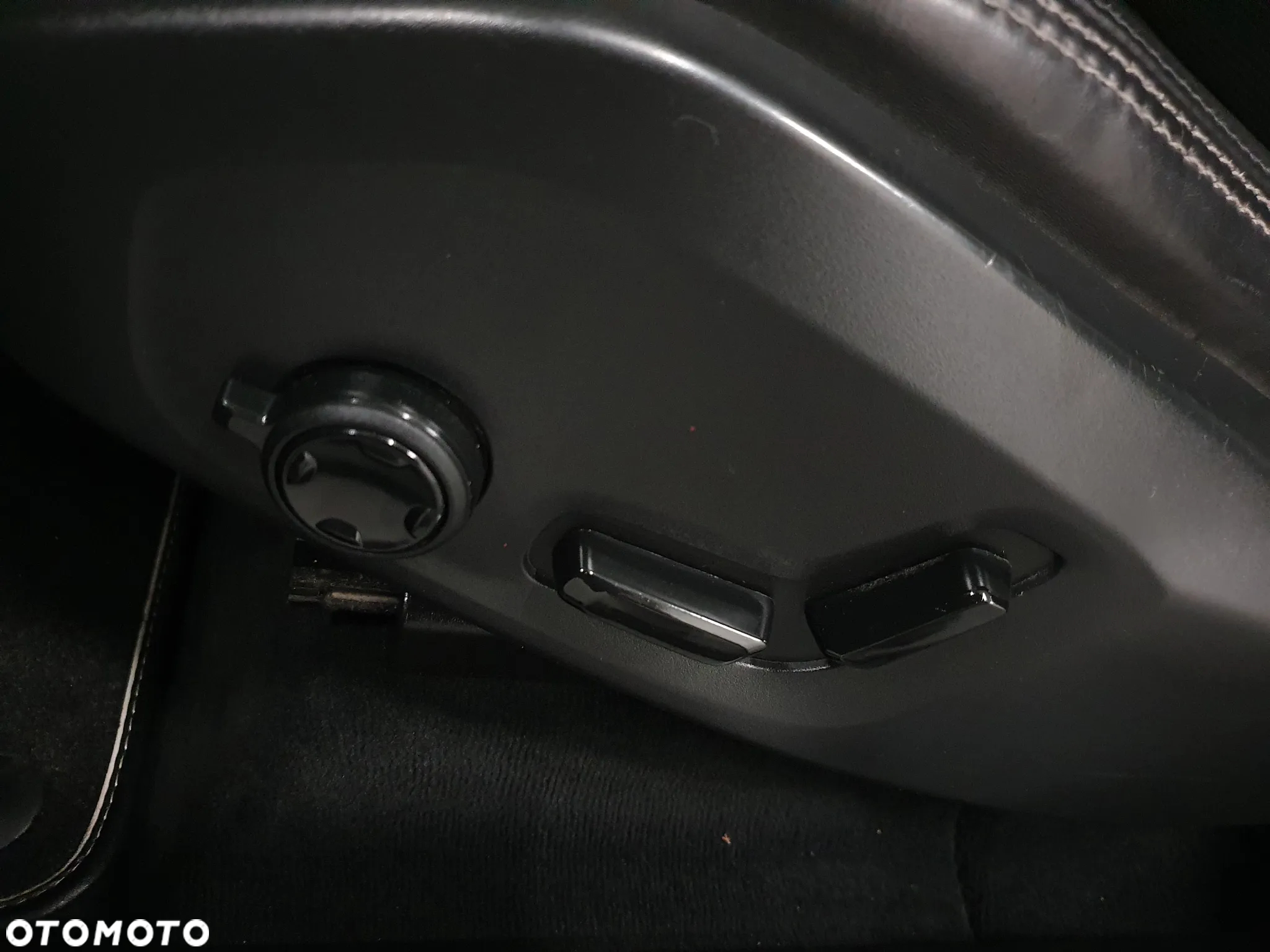 Volvo XC 60 B4 D AWD Geartronic RDesign - 19