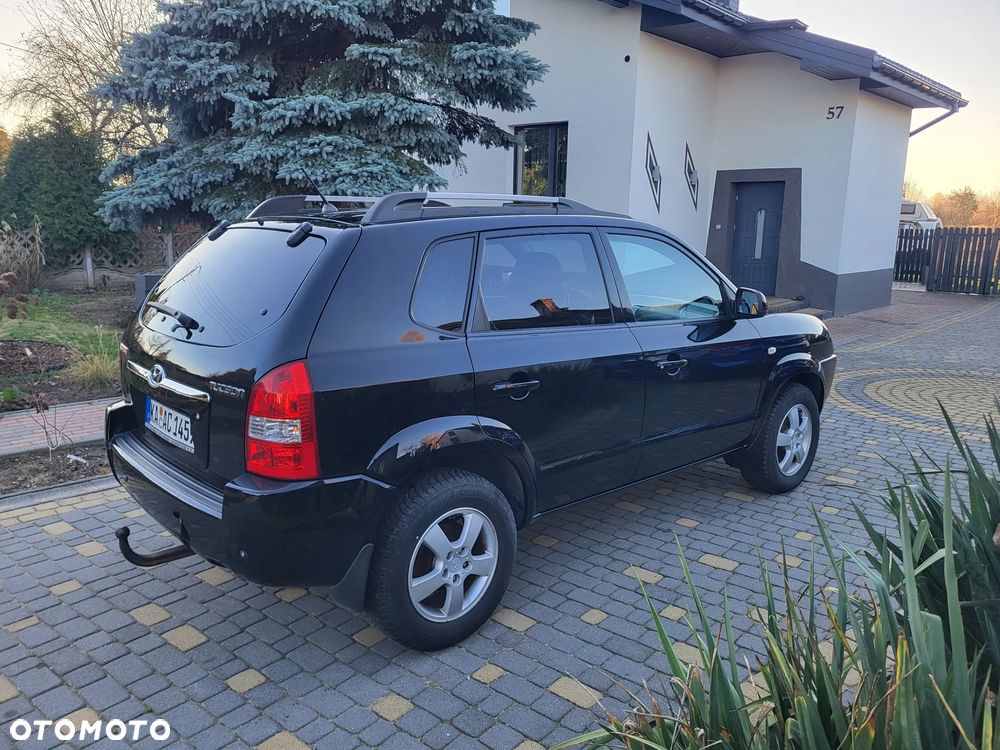 Hyundai Tucson 2.0 Comfort 2WD - 12