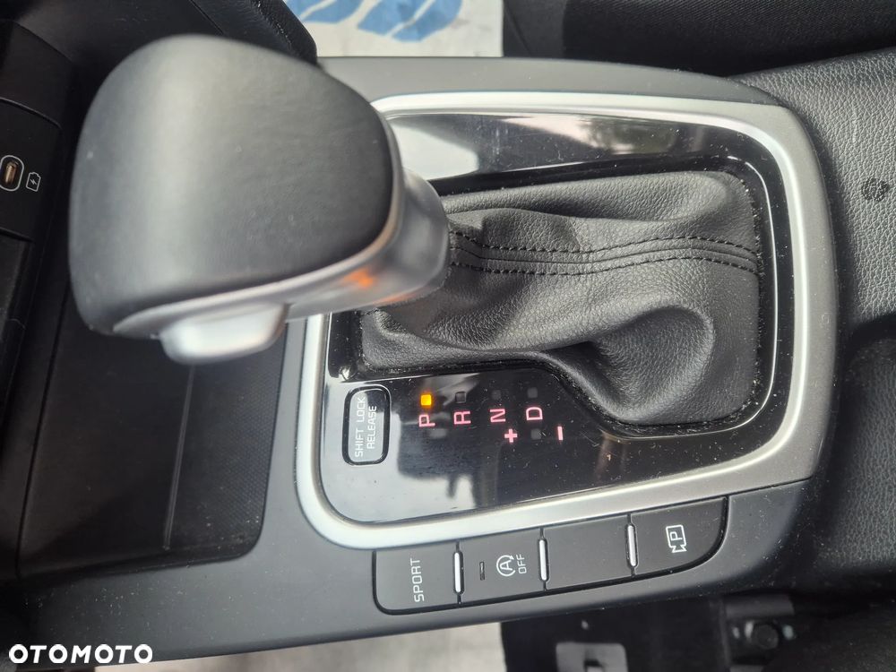 Kia Ceed 1.5 T-GDI DCT7 OPF Platinum - 18