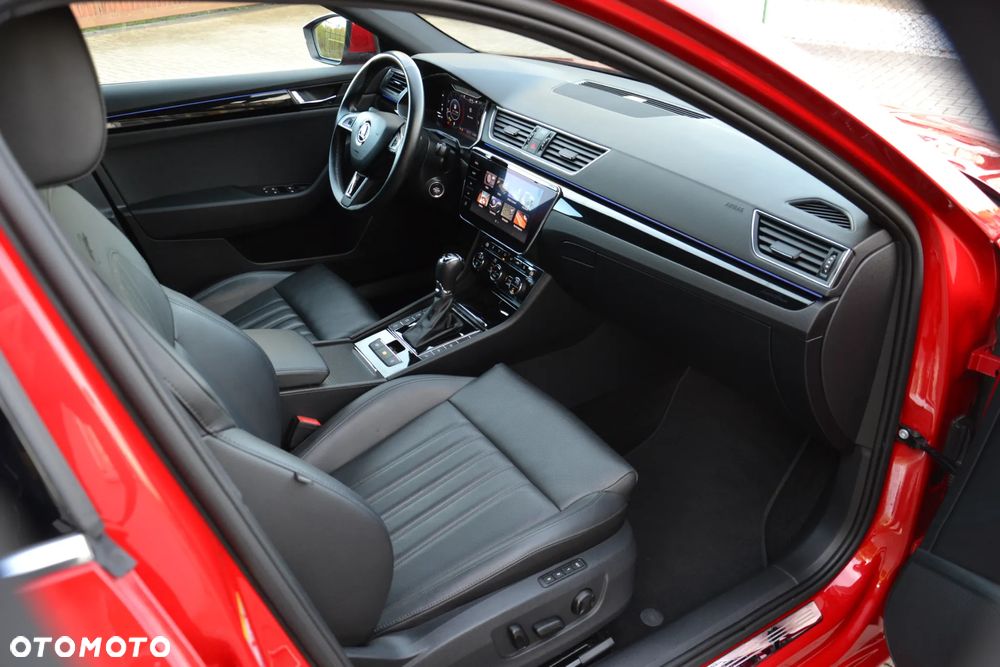 Skoda Superb Combi 2.0 TDI 4x4 DSG L&K - 36