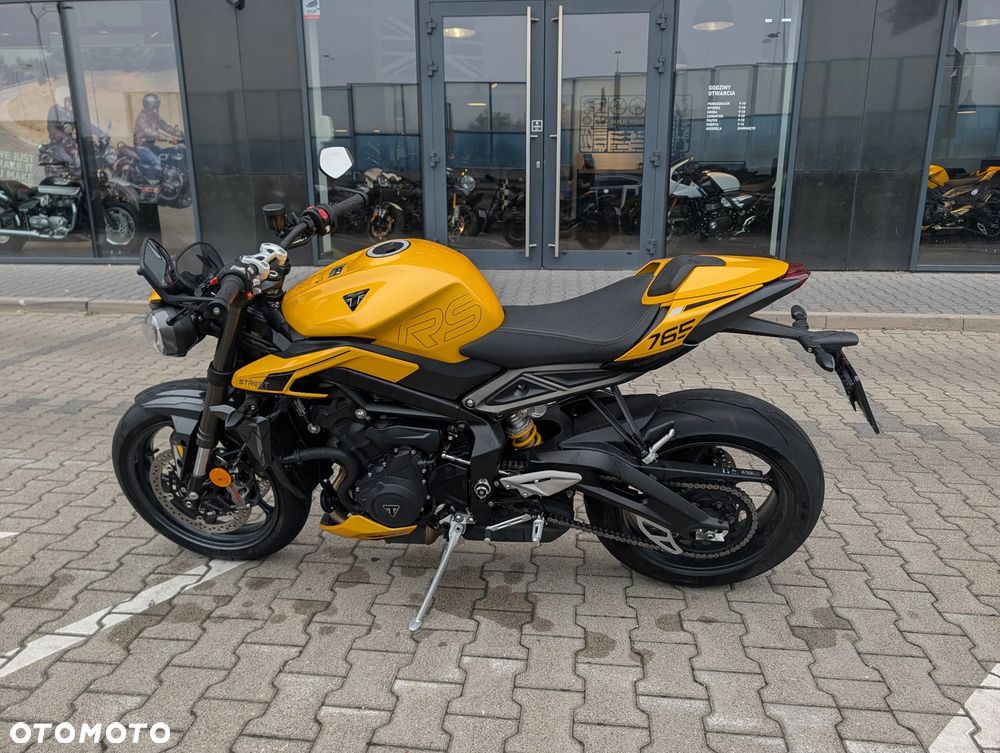 Triumph Street Triple - 6
