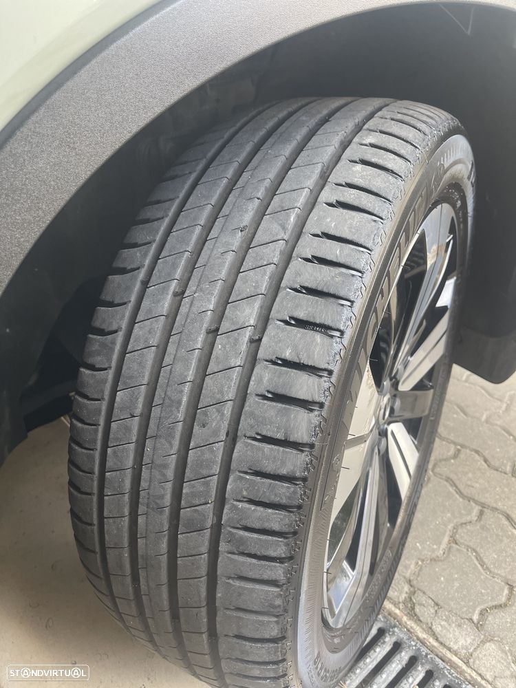 Volvo XC 40 Recharge Twin Plus - 10