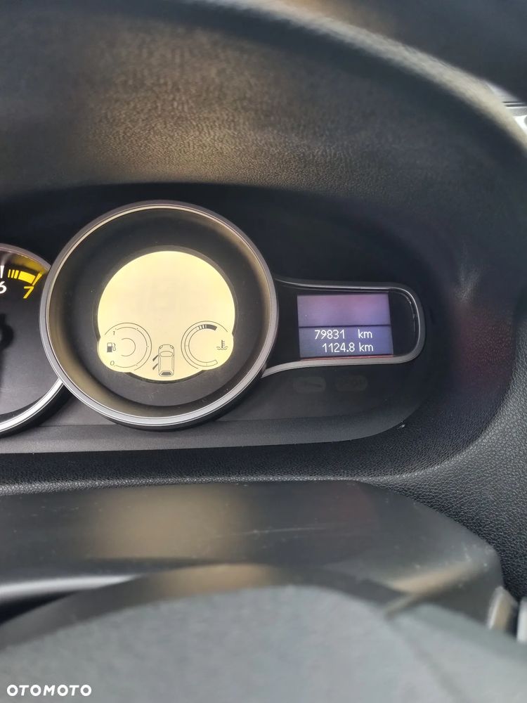 Renault Megane 1.6 16V Color Edition - 9
