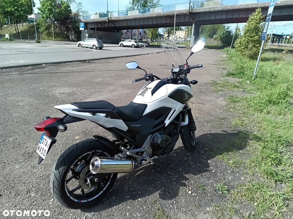 Honda NC - 9
