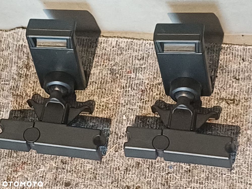 NR 95 Tablet holder do VW i Skoda 3V0861221 - 8