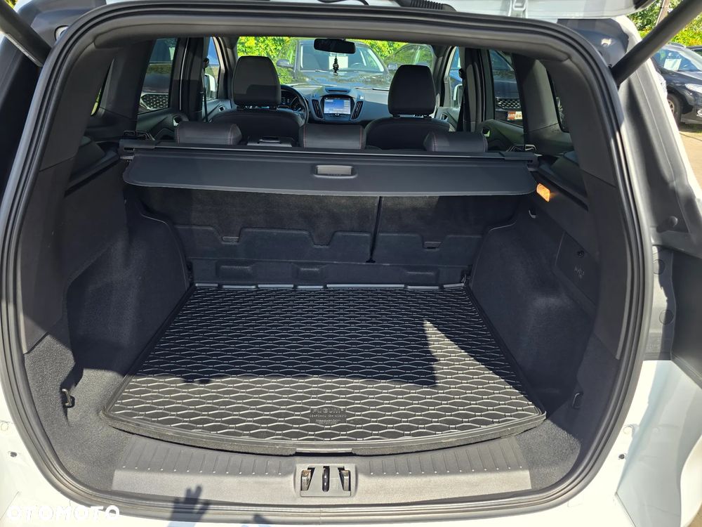 Ford Kuga - 19