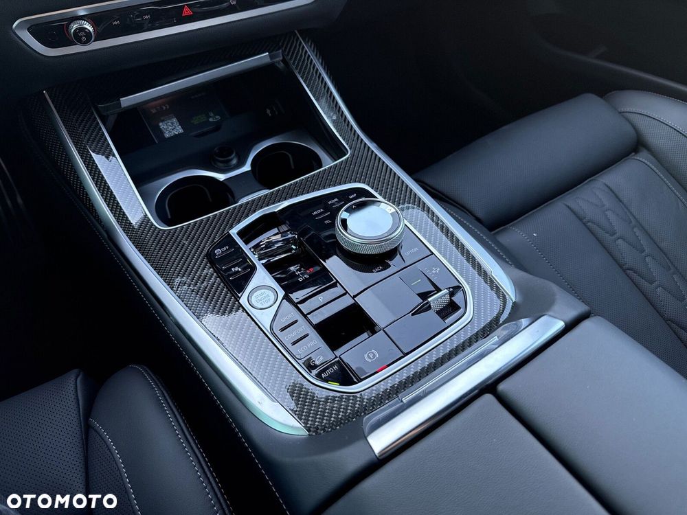 BMW X7 - 17